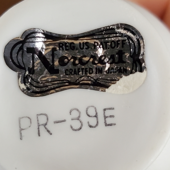 Vintage Norcrest Mini Bud Vase - Picture 9 of 10